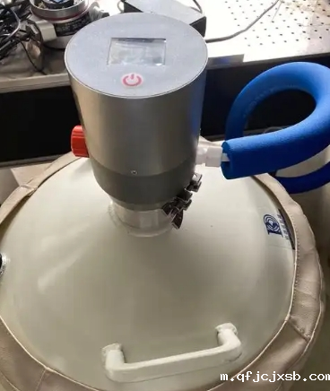 自动液氮泵